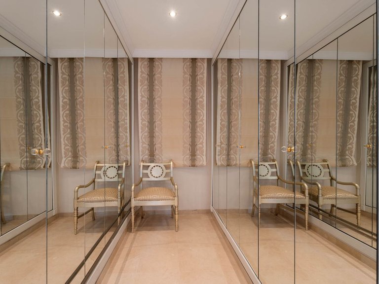 Villa for Sale in Elviria, Malaga 24