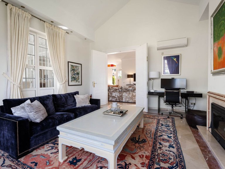 Villa for Sale in Elviria, Malaga 31
