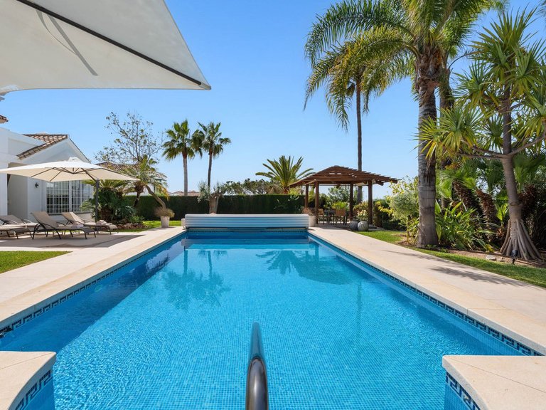 Villa for Sale in Elviria, Malaga 4