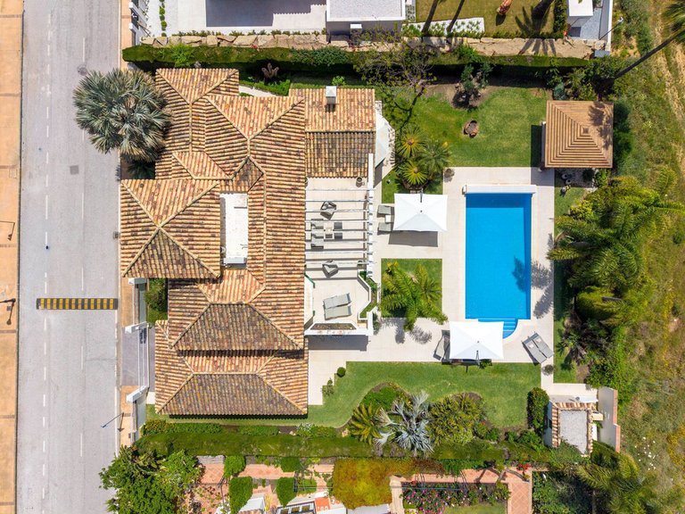 Villa for Sale in Elviria, Malaga 41