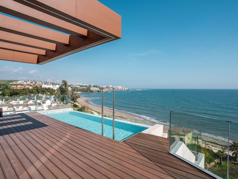 Apartment for Sale in Estepona, Malaga 2