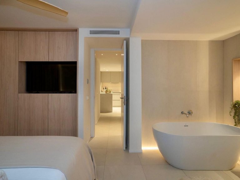 Apartment for Sale in Benalmadena Pueblo, Malaga 16