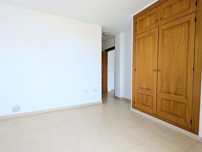Apartment for Sale in Las Lagunas, Malaga 13