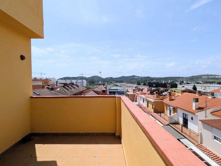 Apartment for Sale in Las Lagunas, Malaga 18
