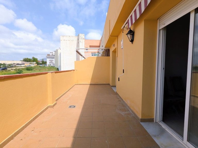 Apartment for Sale in Las Lagunas, Malaga 2