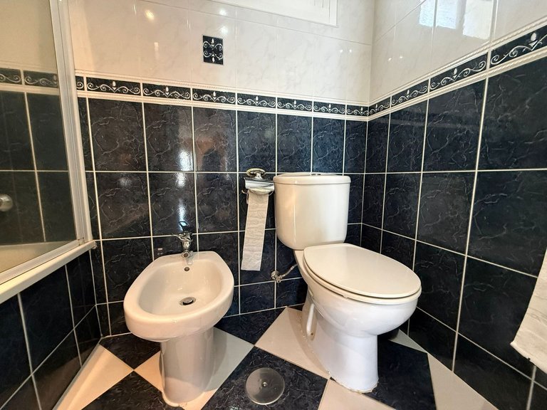 Apartment for Sale in Las Chapas, Malaga 30