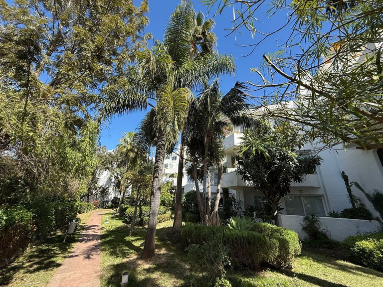 Apartment for Sale in Las Chapas, Malaga 41