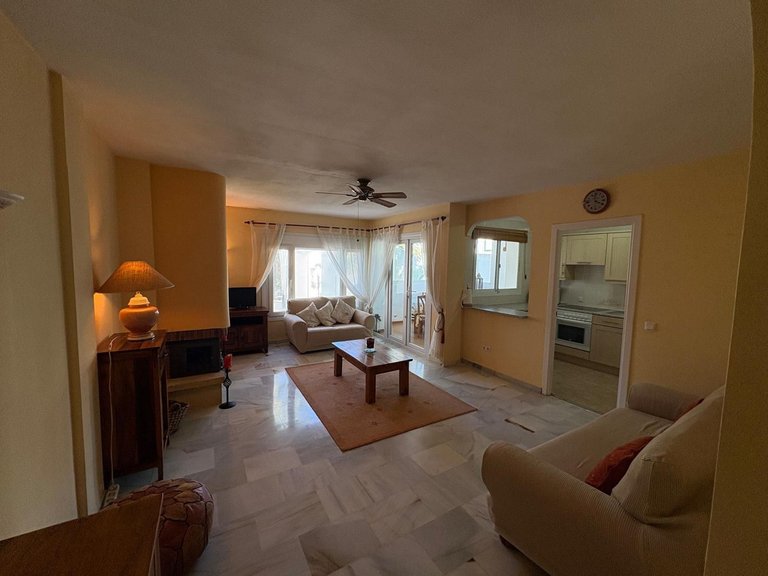 Apartment for Sale in Las Chapas, Malaga 7