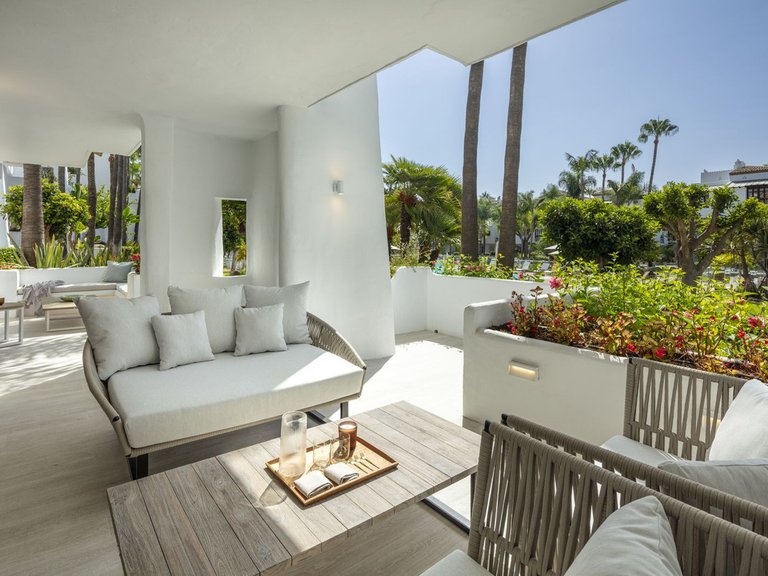 Apartment for Sale in The Golden Mile, Malaga 13