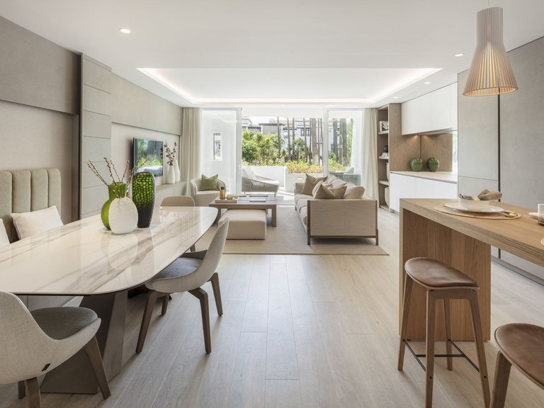 Apartment for Sale in The Golden Mile, Malaga 21