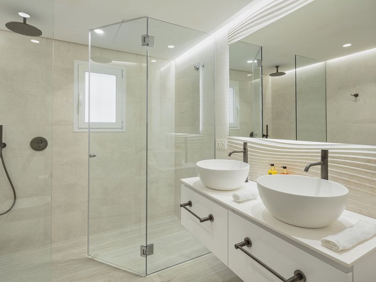 Apartment for Sale in The Golden Mile, Malaga 6