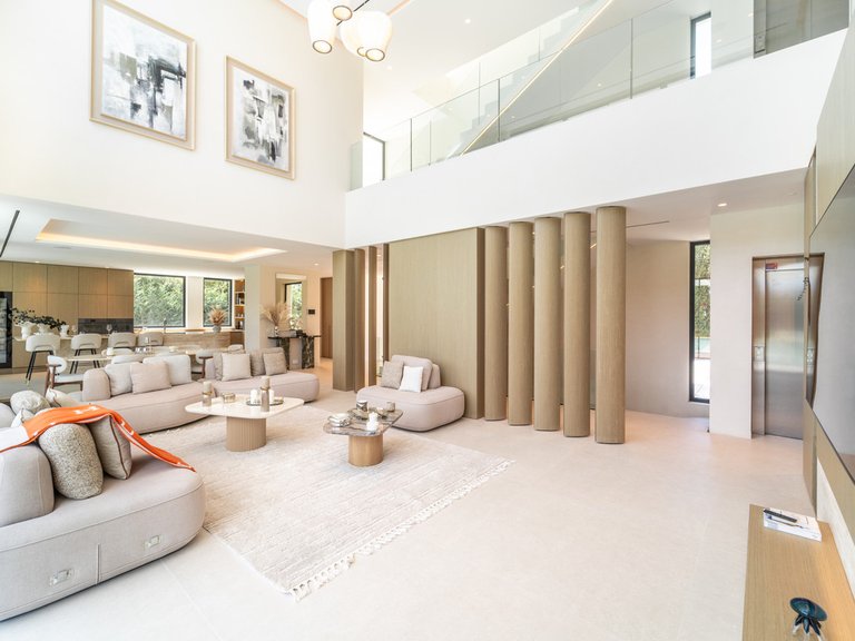 Villa for Sale in Los Monteros, Malaga 15