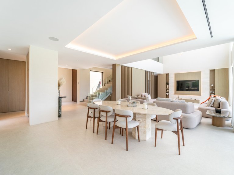 Villa for Sale in Los Monteros, Malaga 19