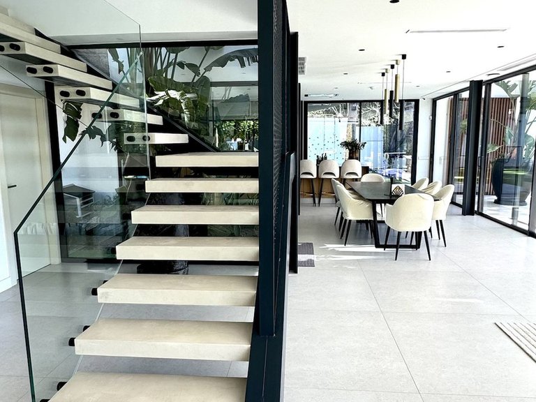 Villa for Sale in Nagüeles, Malaga 10