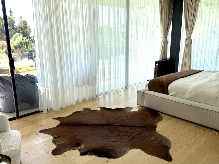 Villa for Sale in Nagüeles, Malaga 25