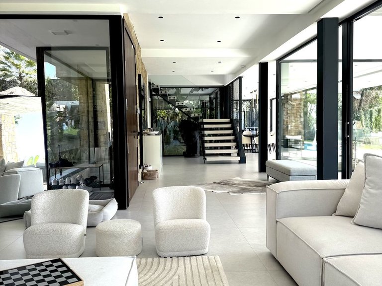 Villa for Sale in Nagüeles, Malaga 7