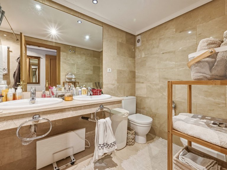 Apartment for Sale in Carib Playa, Malaga 12