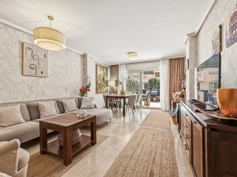 Apartment for Sale in Carib Playa, Malaga 3