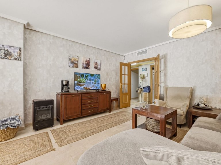 Apartment for Sale in Carib Playa, Malaga 5