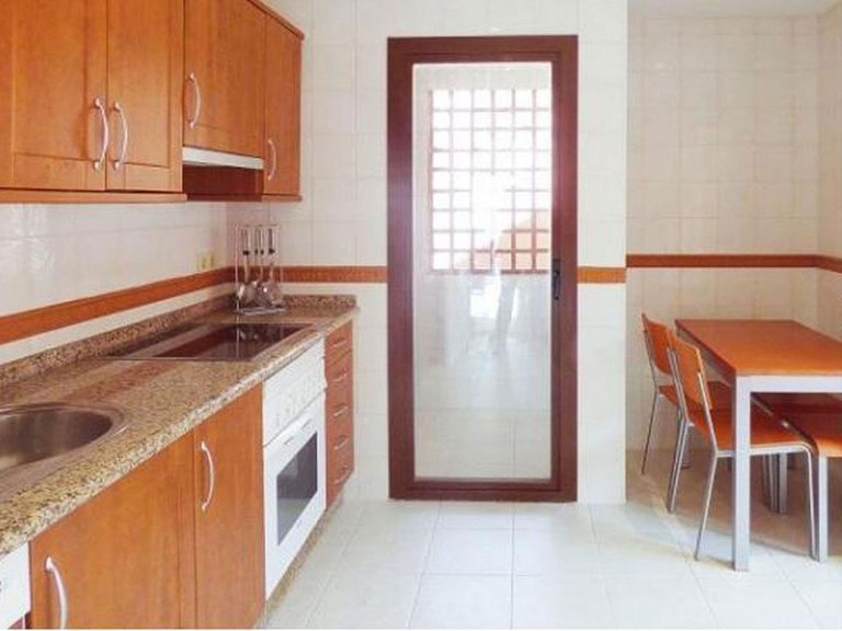 Apartment for Sale in Puerto Banús, Malaga 6