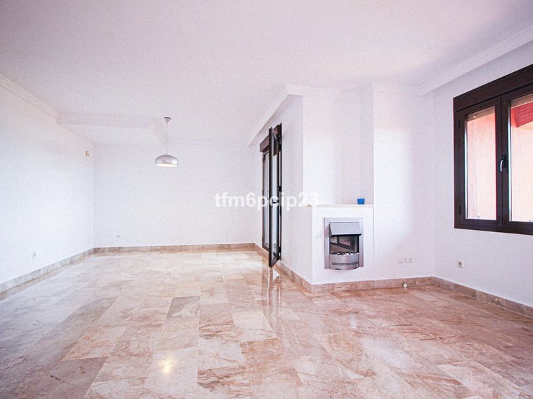 Apartment for Sale in Estepona, Malaga 15