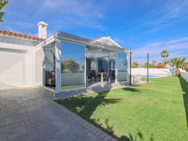Villa for Sale in New Golden Mile, Malaga 11