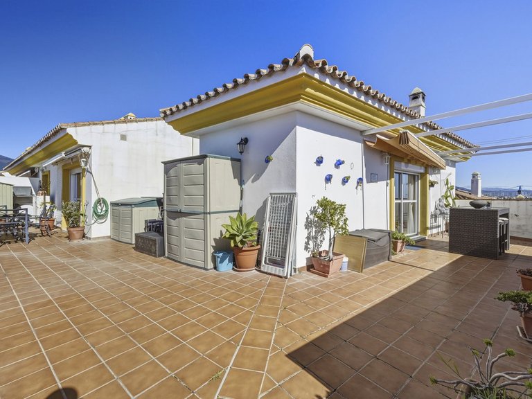 Penthouse for Sale in San Pedro De Alcántara, Malaga 16