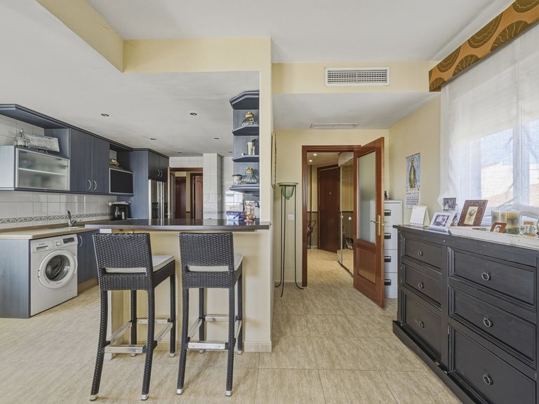 Penthouse for Sale in San Pedro De Alcántara, Malaga 9