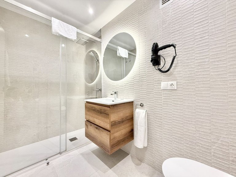 Apartment for Sale in Benahavís, Malaga 13