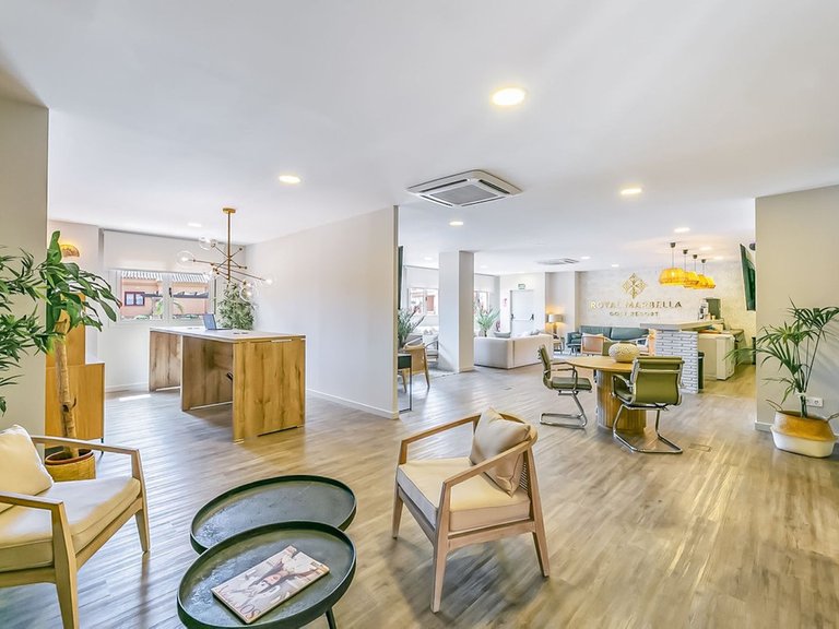 Apartment for Sale in Benahavís, Malaga 18