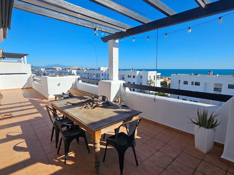 Villa for Sale in Casares Playa, Malaga 10