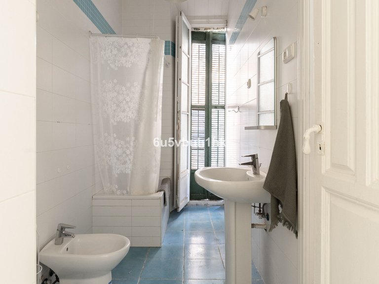 Apartment for Sale in Málaga, Malaga 16