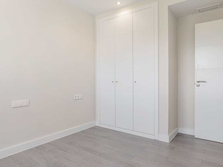 Apartment for Sale in El Chaparral, Malaga 17