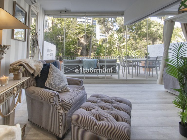 Apartment for Sale in The Golden Mile, Malaga 6