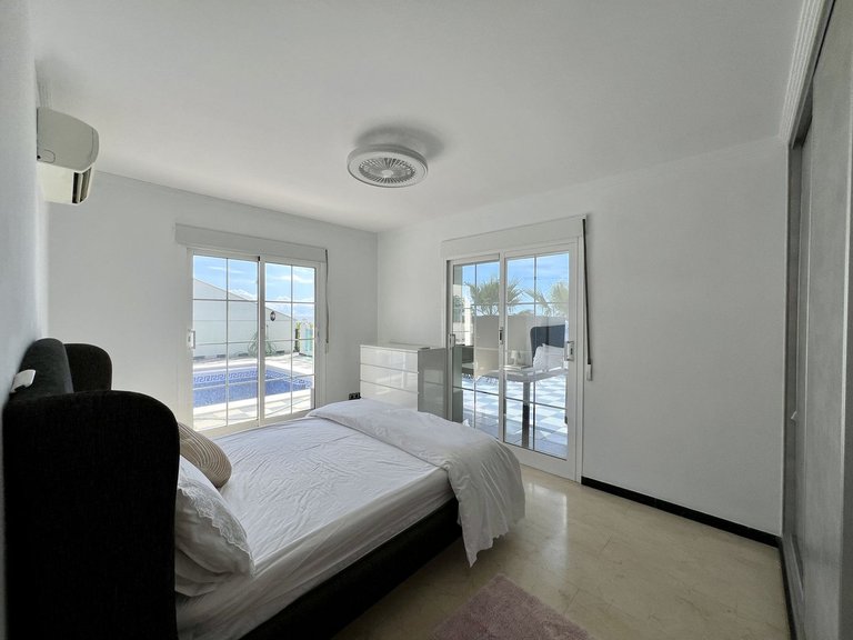 Villa for Sale in El Chaparral, Malaga 33