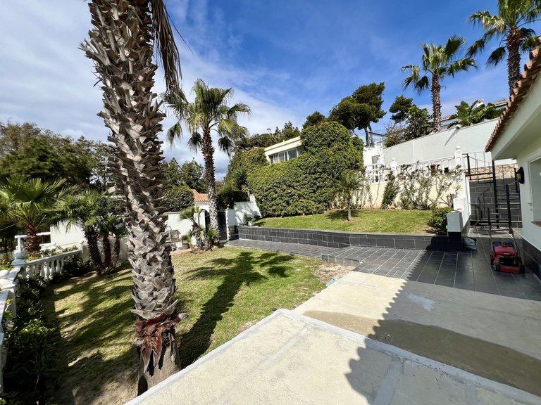 Villa for Sale in El Chaparral, Malaga 51