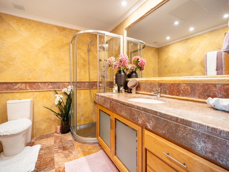 Apartment for Sale in Puerto Banús, Malaga 12