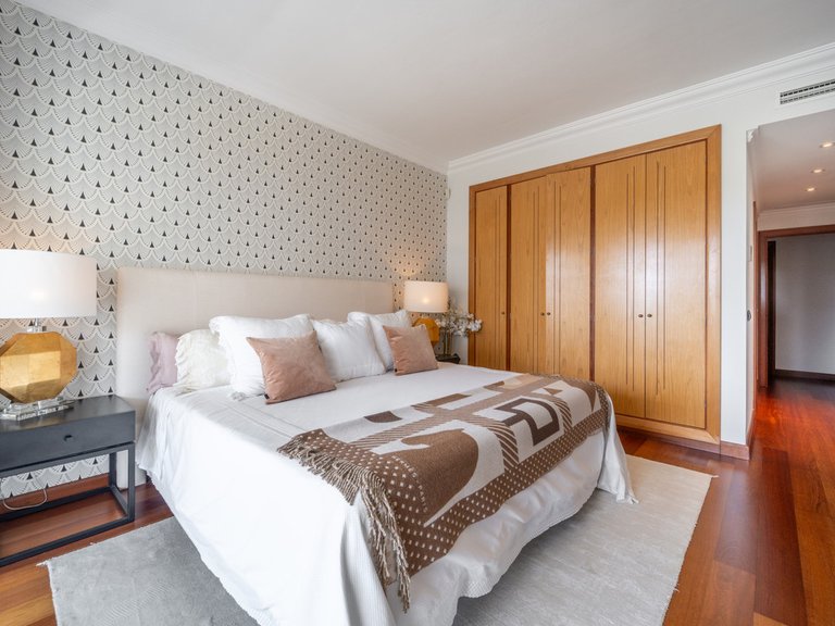 Apartment for Sale in Puerto Banús, Malaga 7