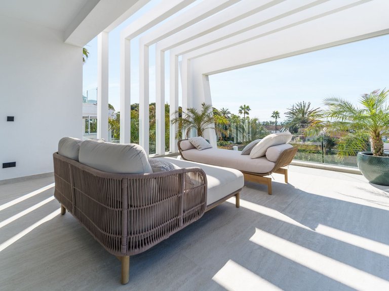 Villa for Sale in Marbesa, Malaga 4