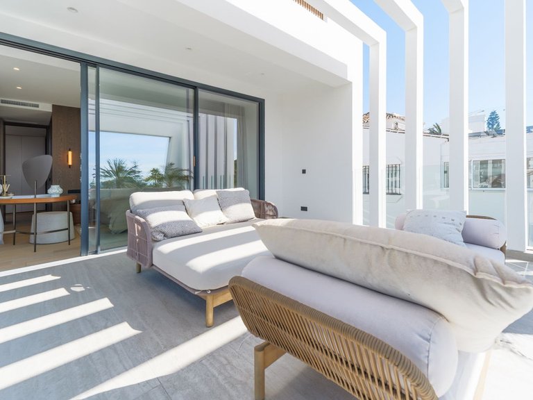 Villa for Sale in Marbesa, Malaga 5