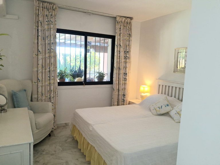 Villa for Sale in Calahonda, Malaga 14