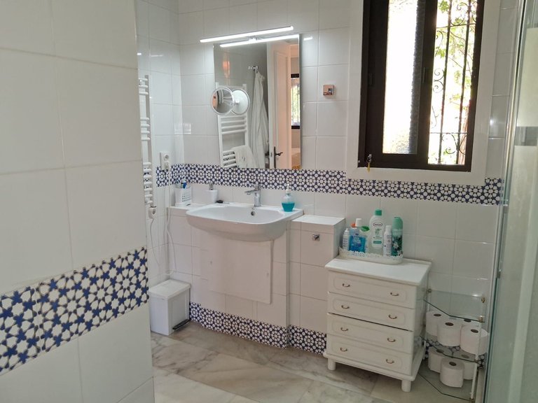 Villa for Sale in Calahonda, Malaga 19