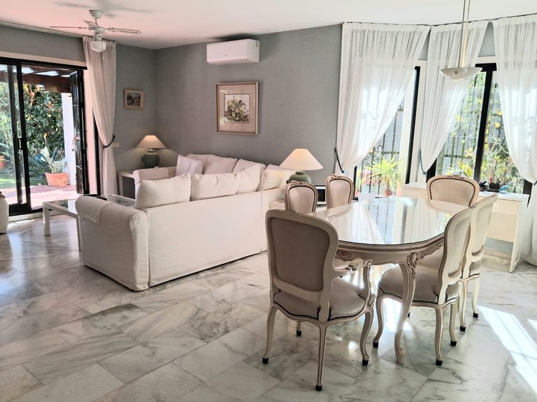 Villa for Sale in Calahonda, Malaga 21