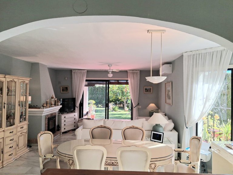 Villa for Sale in Calahonda, Malaga 22