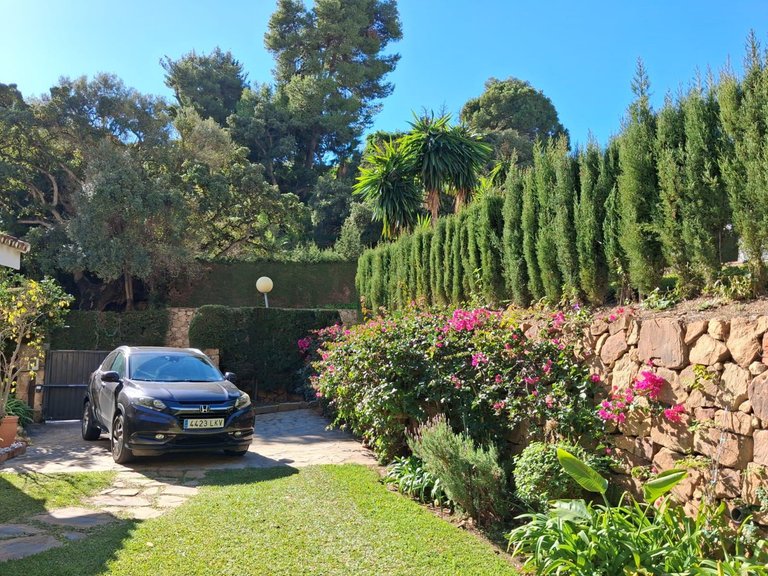 Villa for Sale in Calahonda, Malaga 40