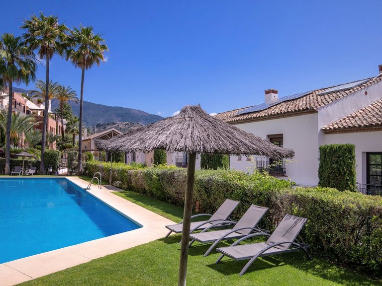Villa for Sale in Benahavís, Malaga 18
