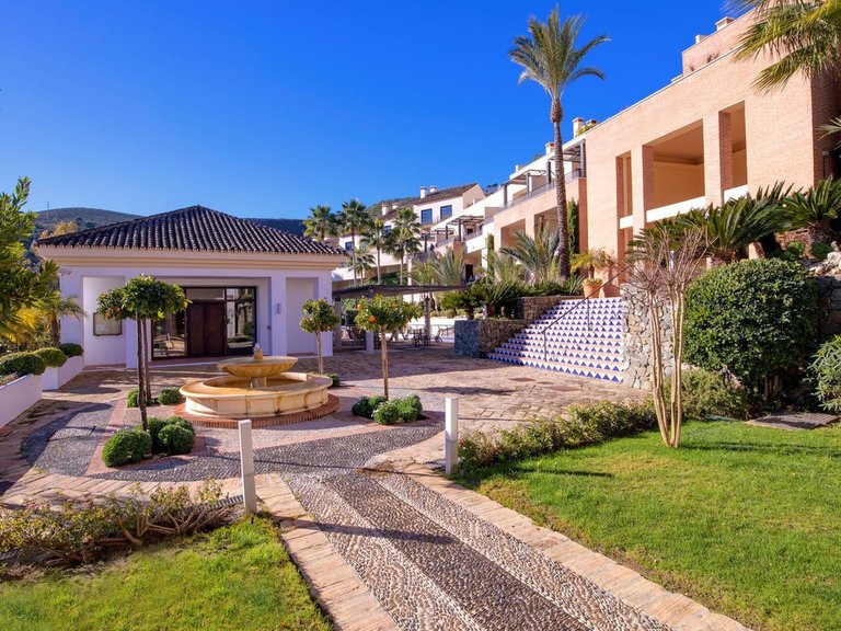 Villa for Sale in Benahavís, Malaga 20