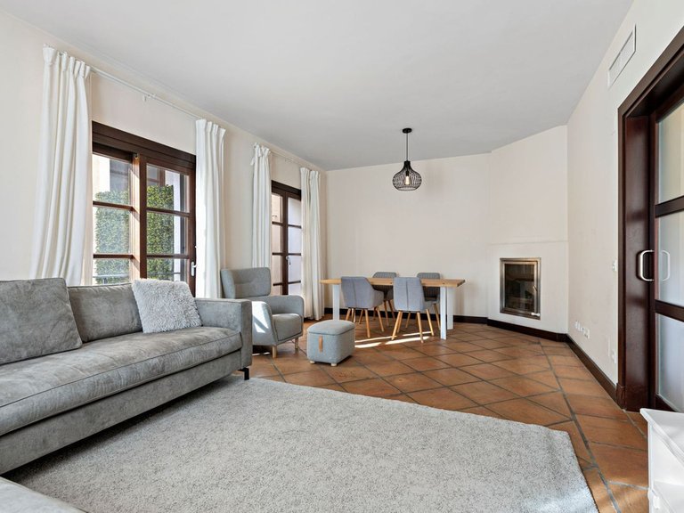 Villa for Sale in Benahavís, Malaga 28