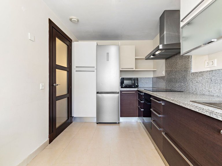 Villa for Sale in Benahavís, Malaga 31