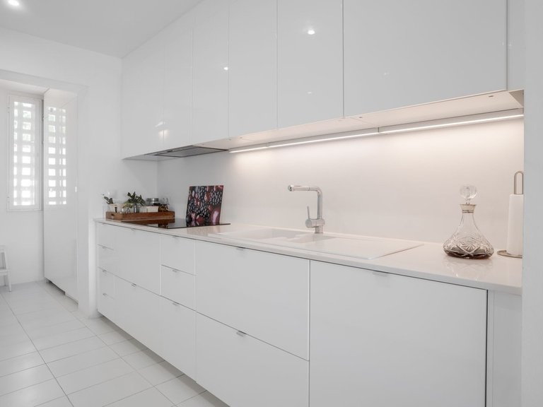 Apartment for Sale in Nueva Andalucía, Malaga 10